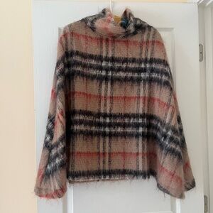 Burberry Wool Classic Poncho